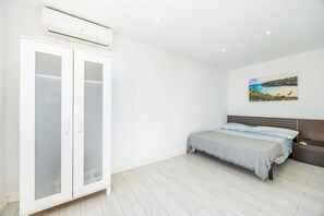 2 makuuhuonetta, ilmainen Wi-Fi, vuodevaatteet