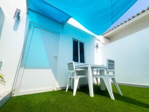 Outdoor dining - Paradise Studio Aruba (Oranjestad)