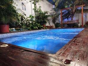 Chambre, 1 chambre, fumeurs, balcon | Piscine | Piscine extérieure