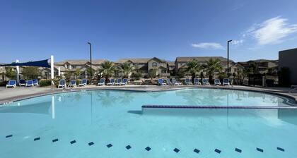 Newly Renovated Townhome. Pet Friendly! St. George