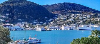 2 bedroom amazing apartment in Ischia