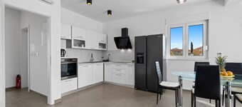 Amazing home in Vodice with WiFi