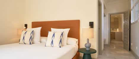 3 chambres, fer et planche à repasser, accès Internet, draps fournis