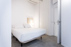 2 soverom, strykejern/-brett, wi-fi (inkludert) og sengetøy