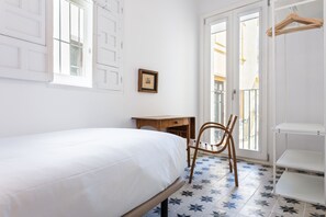 2 habitaciones, tabla de planchar con plancha y wifi gratis 