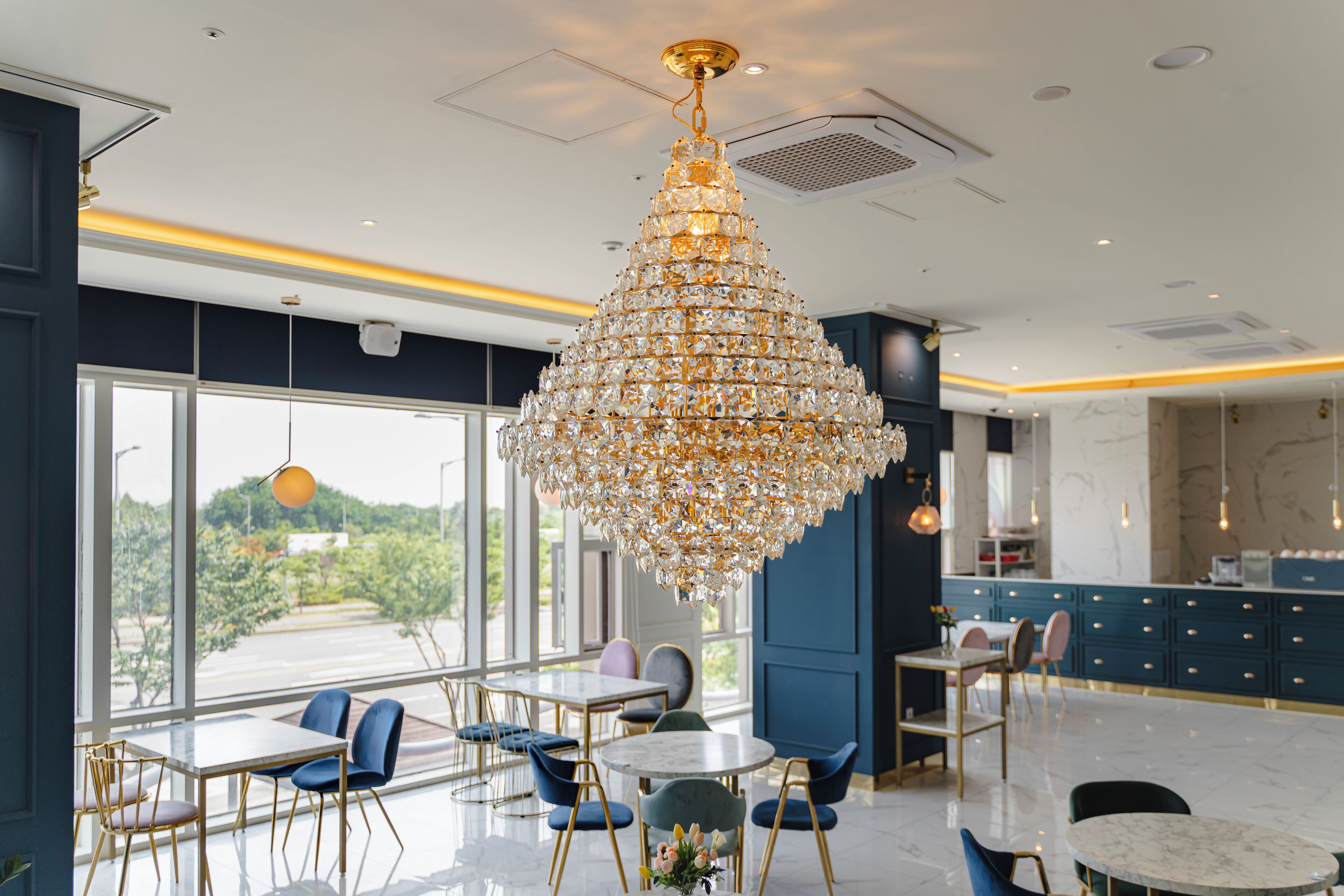 朝食 (ビュッフェ)、毎日提供 (1 名様 12000 KRW)