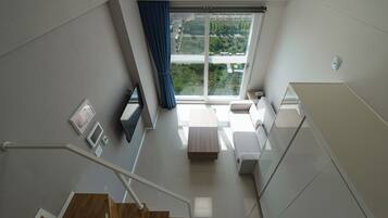 Superior Double Room (Ocean View) | Escrivaninha, espaço de trabalho para notebook, cortinas blackout