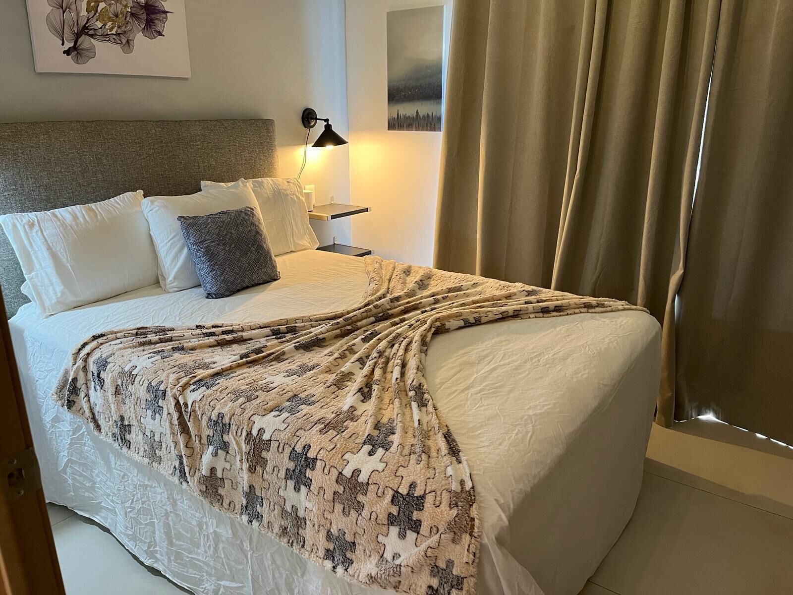 2 chambres, fer et planche à repasser, Wi-Fi gratuit, draps fournis