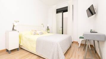 2 chambres, fer et planche Ă repasser, Wi-Fi gratuit, draps fournis