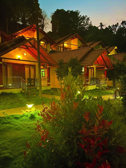 Hill Crest Resort
