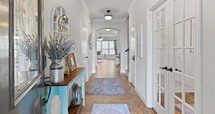 Spacious Home Near Wedding Venues