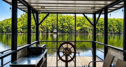 Keepin It Reel on Caddo Lake (Houseboat)