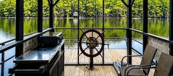 Keepin It Reel on Caddo Lake (Houseboat)