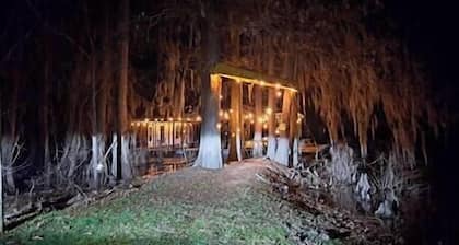 Keepin It Reel on Caddo Lake (Houseboat)