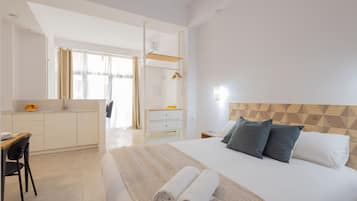 Een strijkplank/strijkijzer, gratis wifi, beddengoed