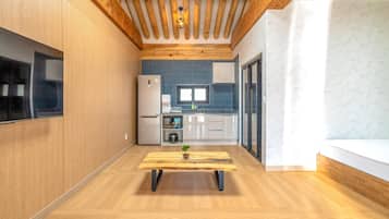 Basic-Zimmer, 1 Schlafzimmer (Gajokbyeol4(Not pet-friendly)) | 1 Schlafzimmer, kostenloses WLAN