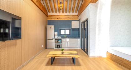 Gyeongju Gampo Byeolbit Hanok Pension