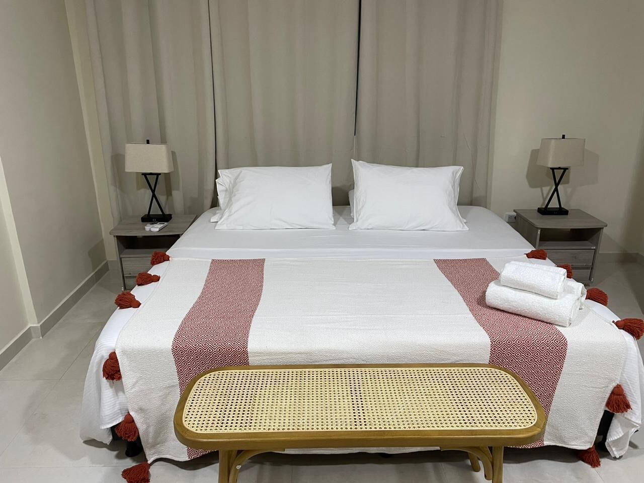 4 bedrooms, iron/ironing board, free WiFi