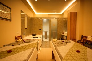 Couples treatment rooms, steam room, body treatments