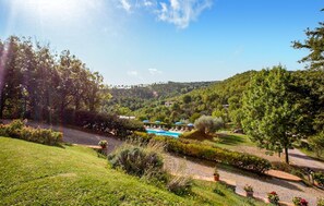 Pool - Amazing apartment in Gubbio with WiFi (Gubbio)