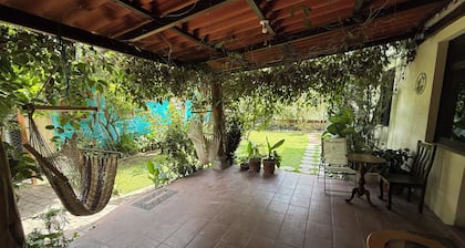 Hotel Panajachel Oasis