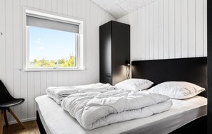 4 Schlafzimmer, Reisekinderbett, kostenloses WLAN
