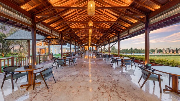 Restaurant - Highland Club (Hatkalangda)