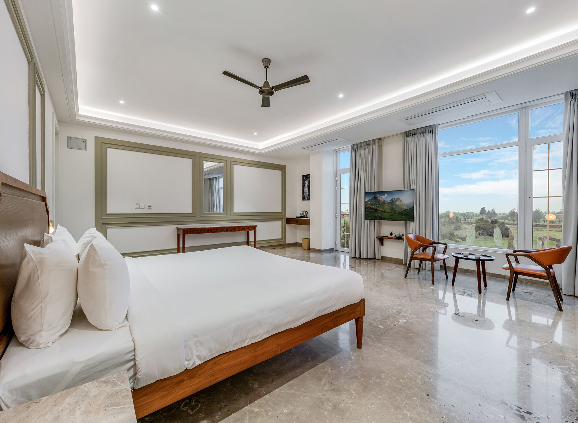 Estudio de diseñador | Escritorio, insonorización, wifi gratis y ropa de cama 