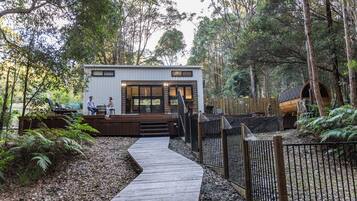Ikigai Tiny Home - An Enchanting Forest Living, Private Swimming Pool and Outdoor Bath | 1 bedroom, soundproofing, free WiFi, individually decorated