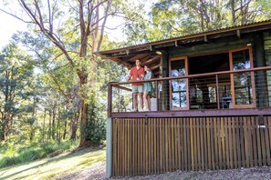 Cottage, Waratah | Vista del balcón