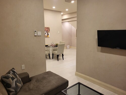 Modern Comfort Close to Embassies and Hotel Area