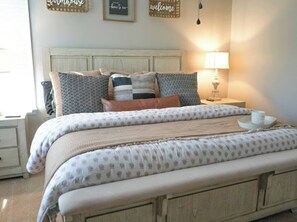 3 chambres, fer et planche à repasser, lit parapluie, Wi-Fi