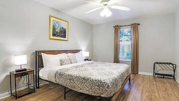 2 chambres, fer et planche Ă repasser, Wi-Fi, draps fournis