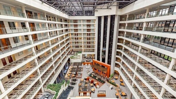 Unclassified image, 1 of 29, button - Washington DC | Couples Capital Getaway | Gym + Downtown Stay (Washington)