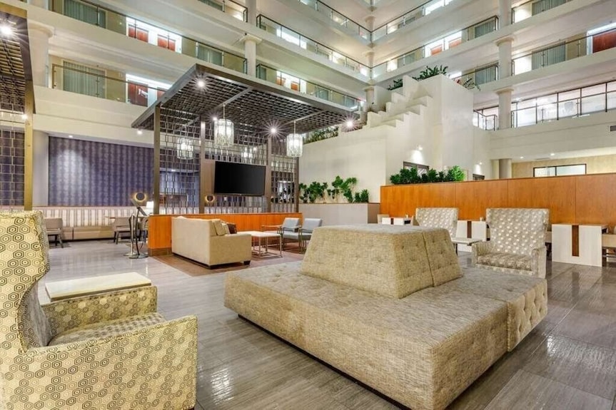 Washington Dc | Couples Capital Getaway | Gym + Downtown Stay - Washington, D.C.
