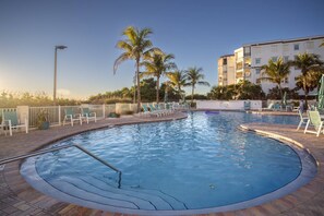 Unclassified image, 5 of 49, button - Resort Style Amenities.  Heated Pool.  Beachfront Bar.  Cafe.  Sunset Views.  Award Winning Beaches. (Treasure Island)