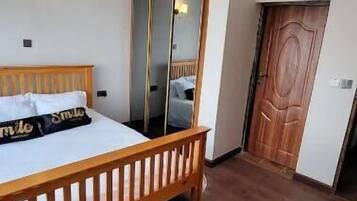 2 Schlafzimmer, Bügeleisen/Bügelbrett, WLAN, Bettwäsche