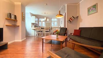 Fernseher, Stereoanlage