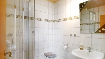 Dusch, hÄrtork och handdukar