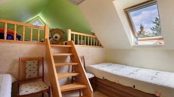 2 bedrooms, free WiFi, bed sheets