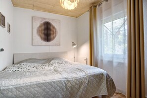 2 bedrooms, free WiFi