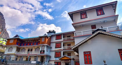 Rufina Royal Lachung