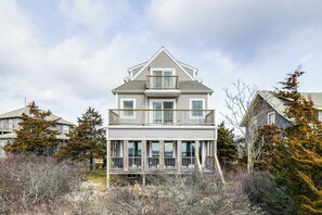 Exterior - Marshfield Home w/ 4 Decks & Private Beach Access! (Marshfield)