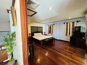Deluxe Double Room - Xanumkieng Guest House (Luang Prabang)