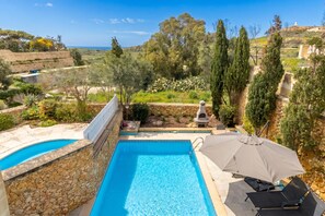 Familie huis, meerdere slaapkamers (Dionisia Gozitan Villa and Pool) | Zwembad
