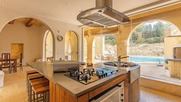 Family House, 4 Bedrooms (OneFifty Gozitan Villa and Pool) | Private kitchen | Fridge, microwave, oven, stovetop