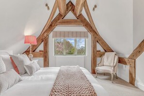 4 soverom, strykejern/-brett, reiseseng for barn og wi-fi