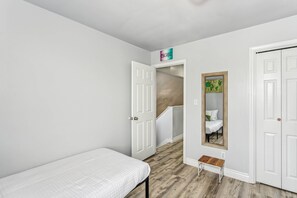 3 chambres, fer et planche à repasser, Wi-Fi