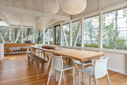 Three Lights Cottage by Sea Maine