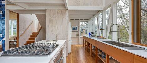 Microwave, oven, coffee/tea maker, toaster